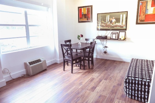 Olsen On the Beach image 23